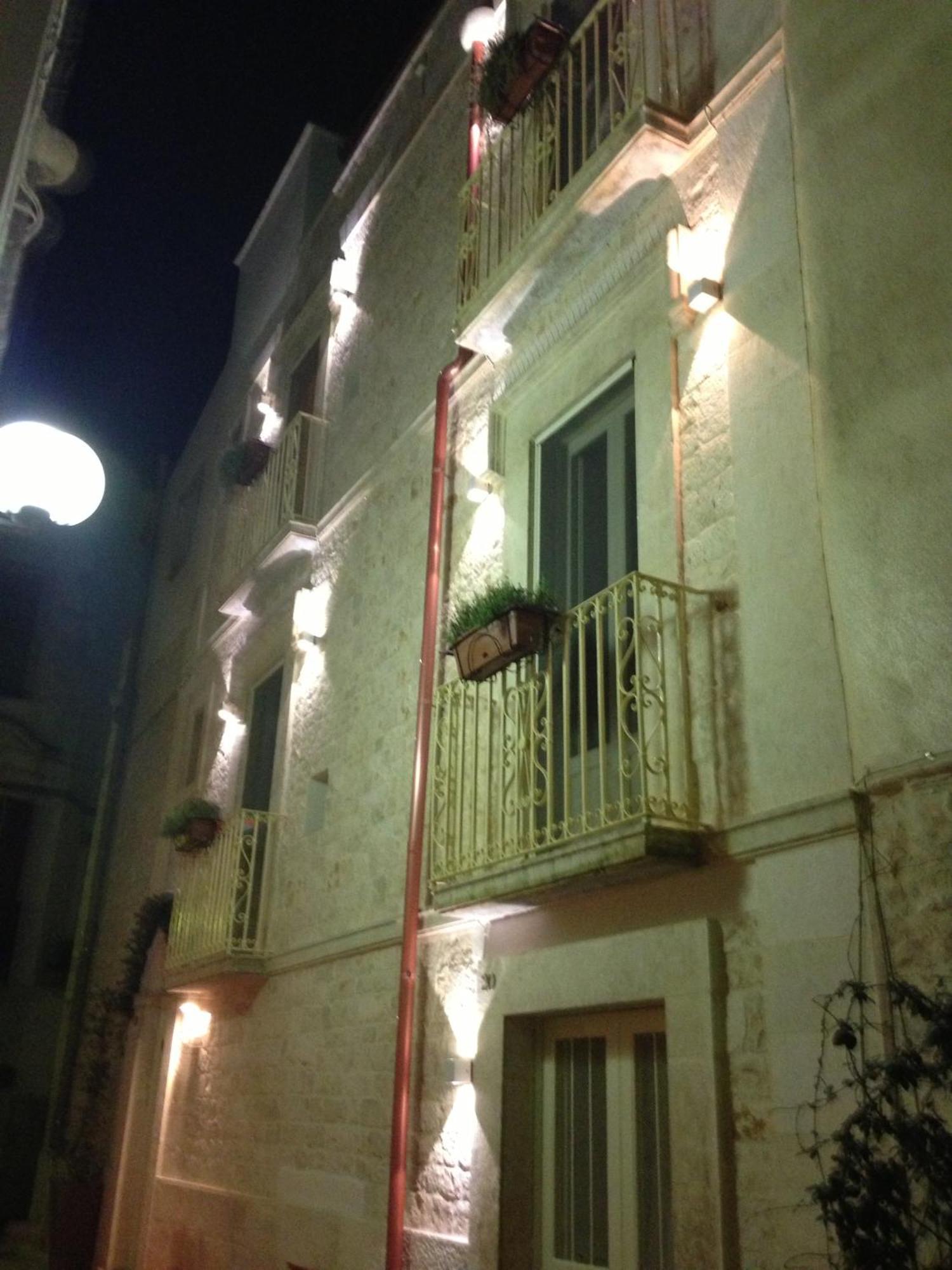 Albergo Diffuso Dimora Rossi B&B Turi Eksteriør bilde